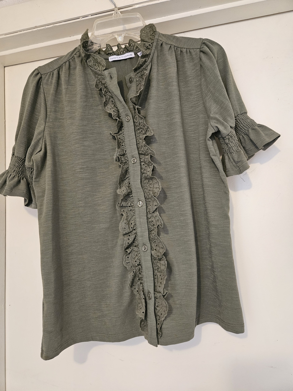 Notations Olive Green Ruffle Button-Front Size S Women's Top
